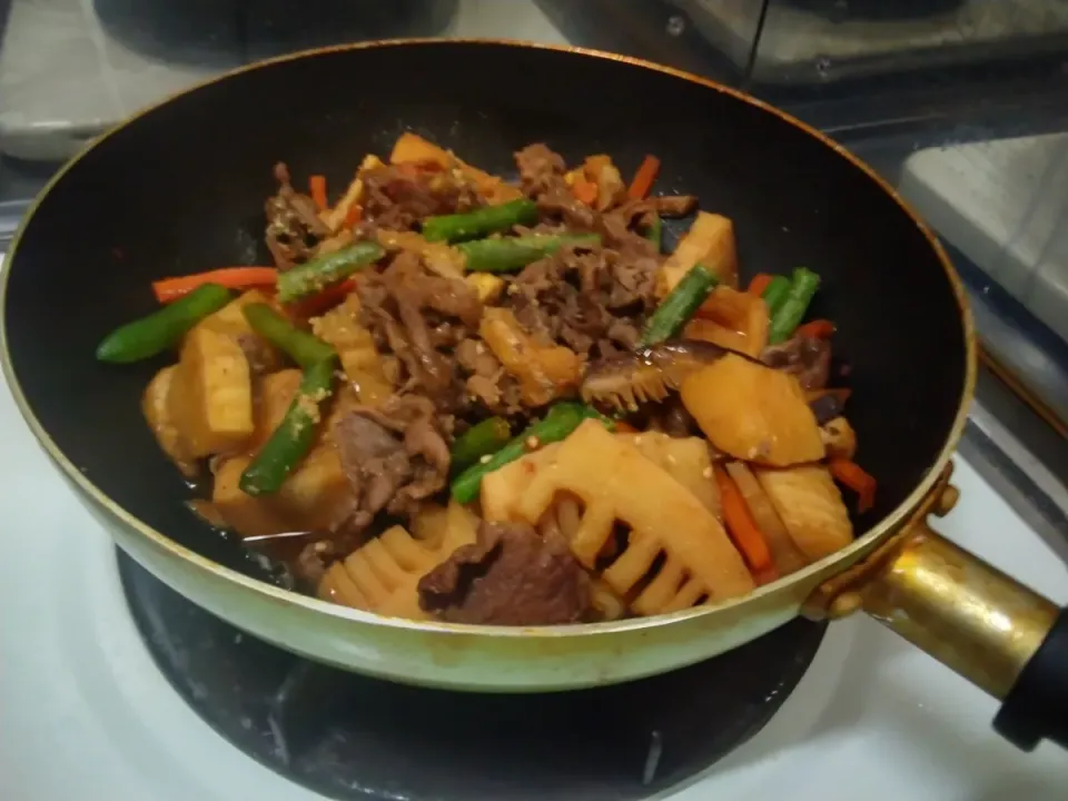 筍と牛肉の炒め煮|にんにくと唐辛子が特に好き❤️(元シャリマー)さん