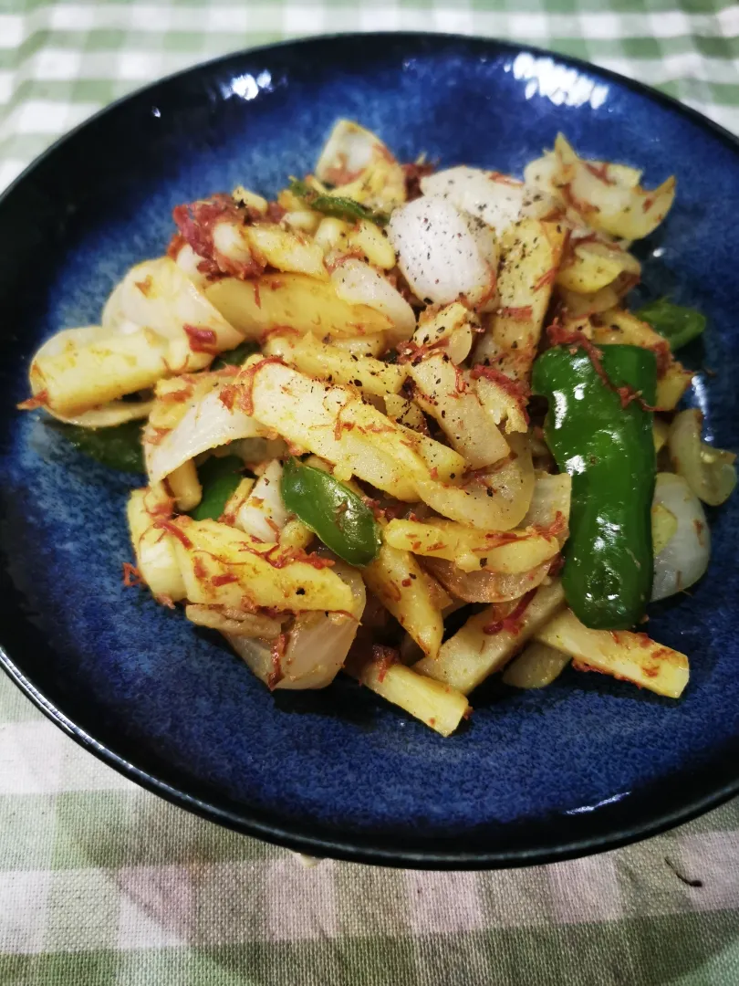 じゃがいものカレー炒め👌グ〜です😀|ペンギンさん