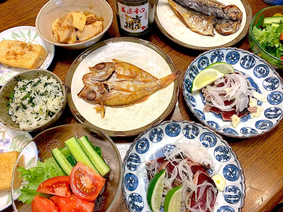 カツオの塩たたき🐟🧂🧄ノドグロの干物・サラダ🥗筍の煮物・菜飯🍃今日の夕食20220508|rococoさん