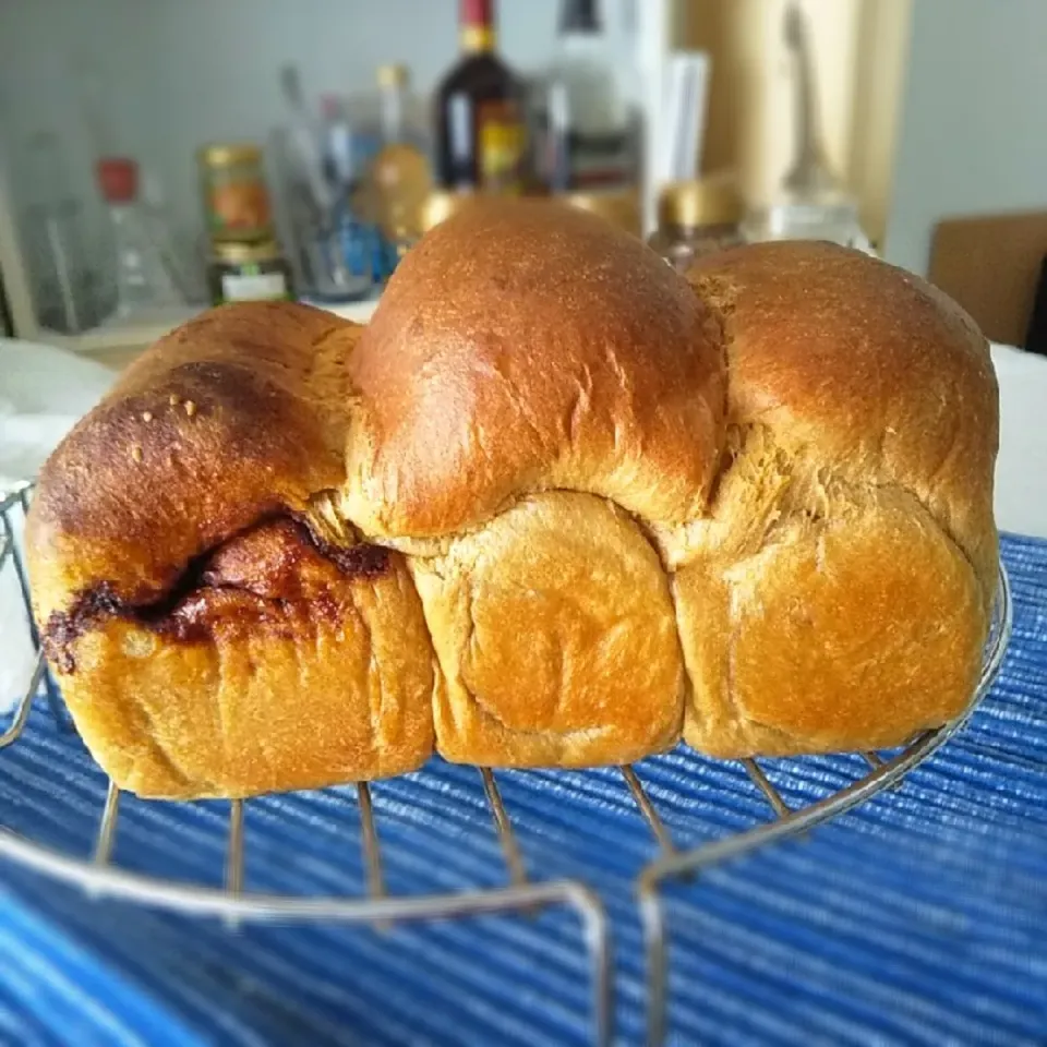 ふすまパン🍞左端だけシナモンロール風|setuさん