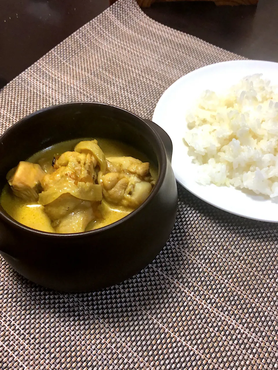 ココナッツオイルで作るスリランカカレー🍛|Fuji's kitchenさん