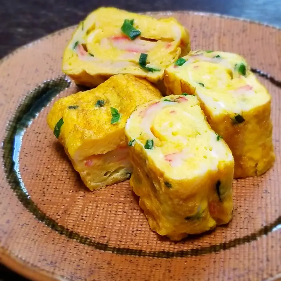 カニカマとニラの玉子焼き|ぱんだのままんさん