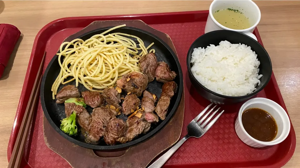 Snapdishの料理写真:新東名浜松SAでアンガスステーキ|Morito Kamiyaさん