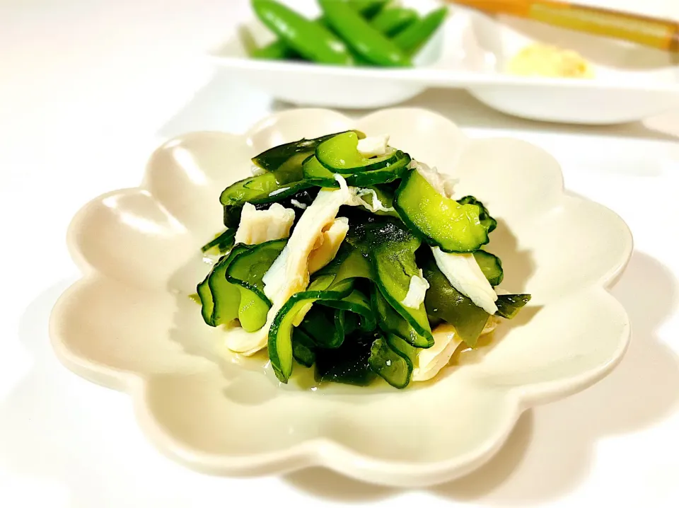 小さなおかず ✳︎ 生ワカメときゅうりの酢の物🥒|chibiさん