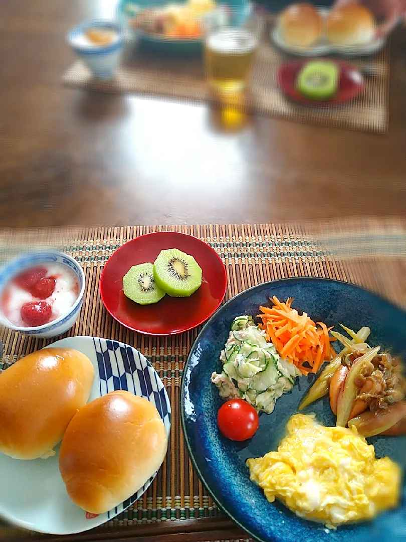 朝ごはん🌄！|まめころさん