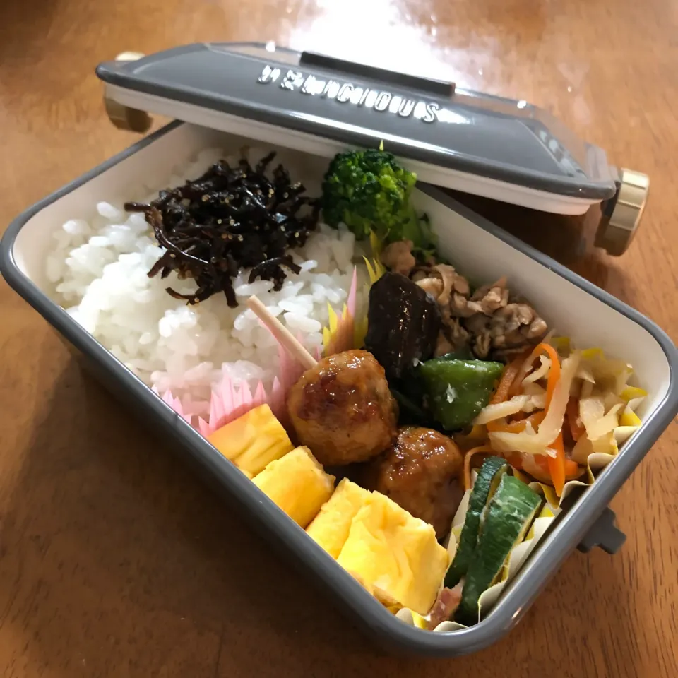 今日のお弁当|トントンさん