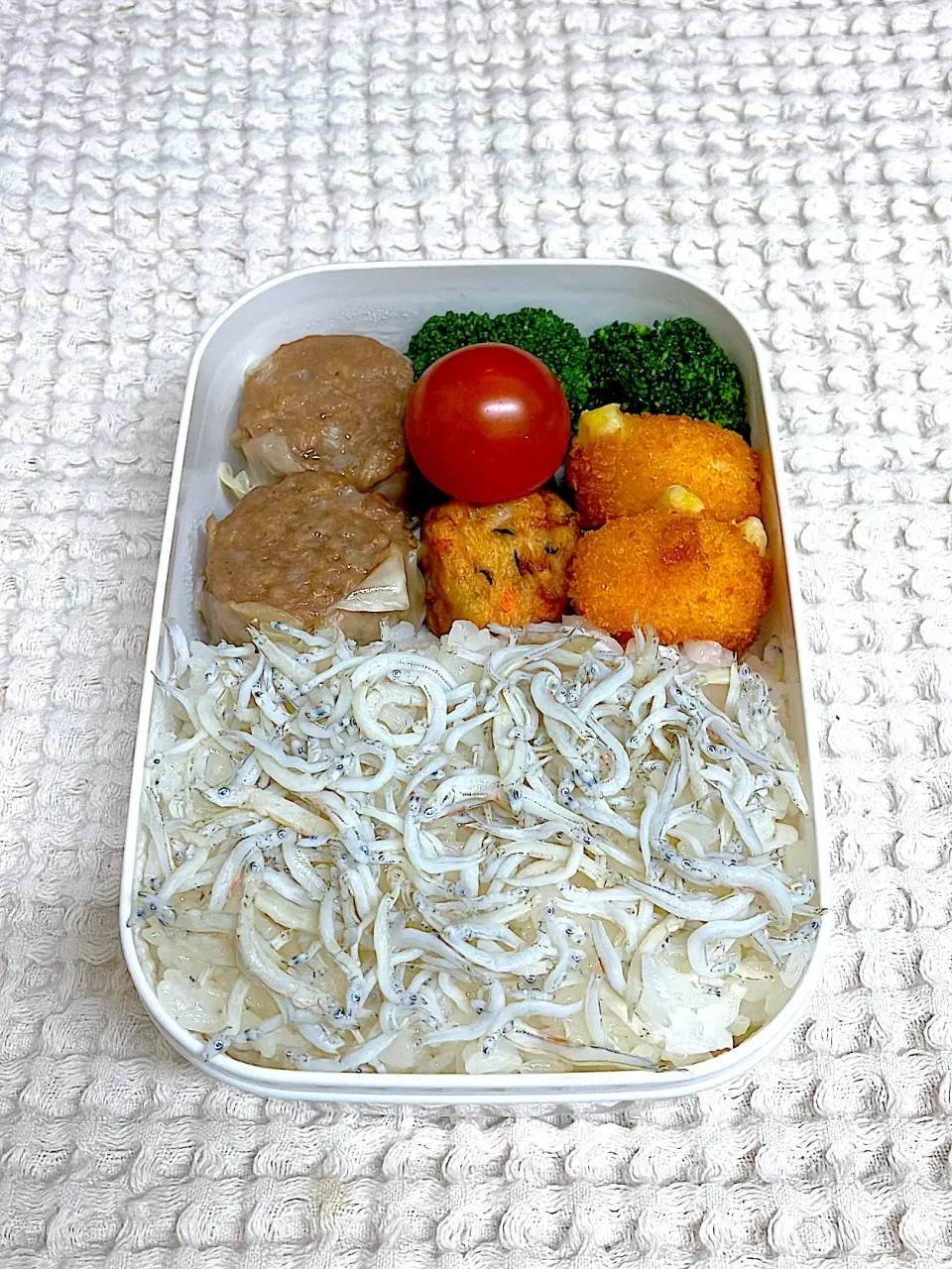 Snapdishの料理写真:お弁当 5/11|marichさん