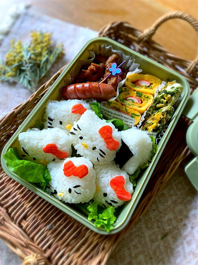 キティちゃんのおにぎり弁当/shakuyaku33443344 | Snapdish