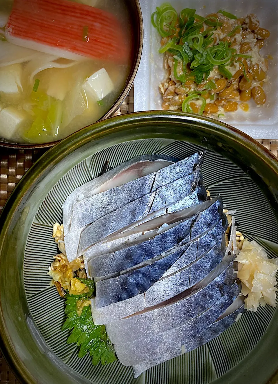 しめ鯖丼定食|すくらんぶるえっぐさん