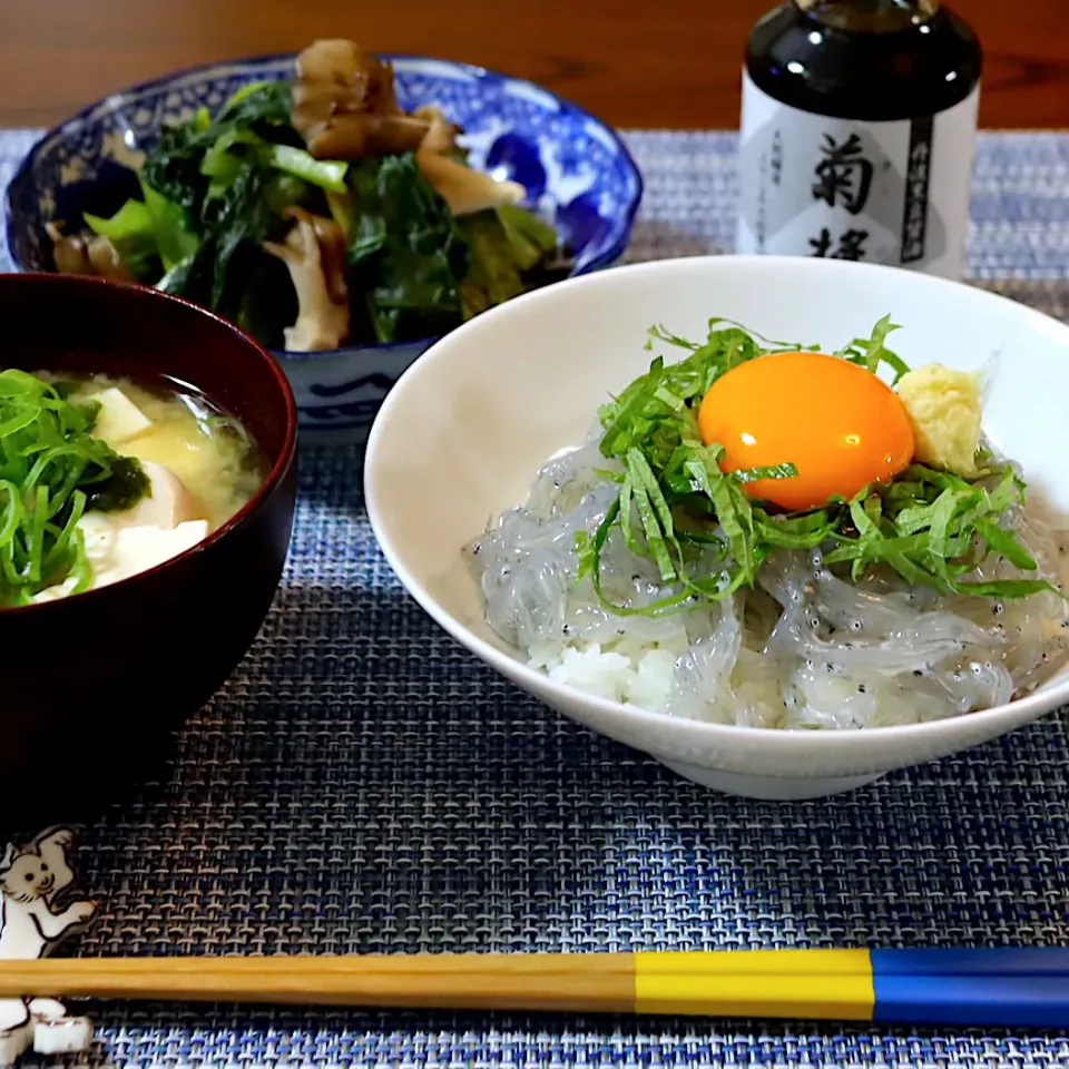 生しらす丼定食|かおるさん