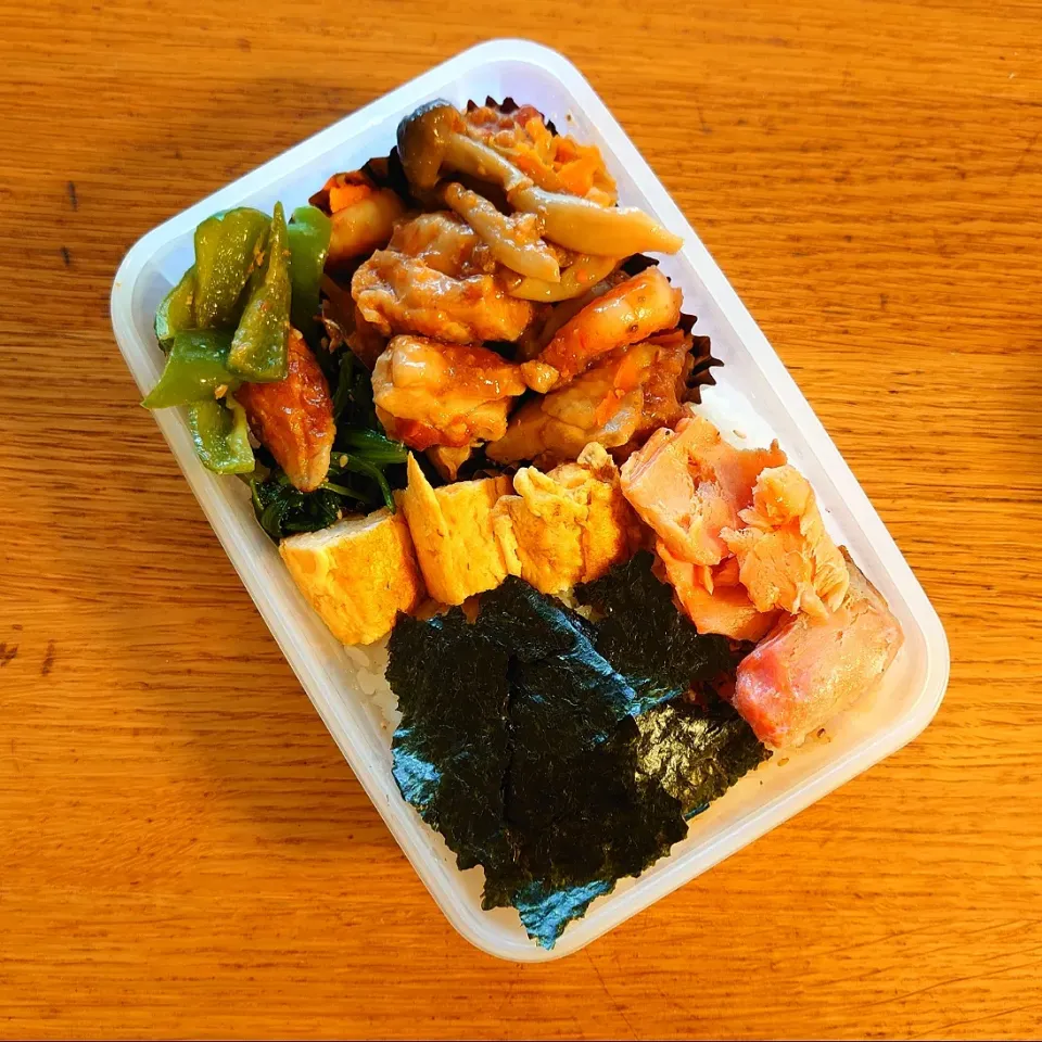 Snapdishの料理写真:高校生男子弁当
おはようございます。
今日の高校生タッパー弁当です。|pipi2005さん