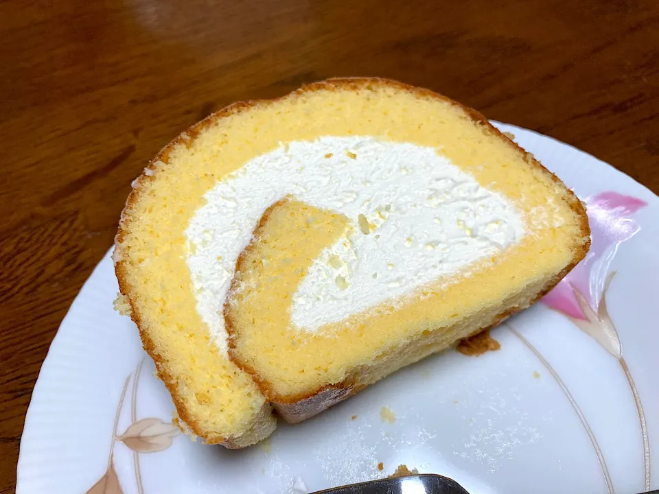 ロールケーキ|はっちぃさん