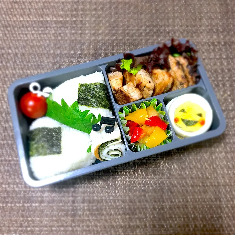 SJK弁当🍱〜豚ヒレ梅塩胡椒焼き・ゆで玉子・酢豚・ちくわ海苔チーズくるくる|華恋さん