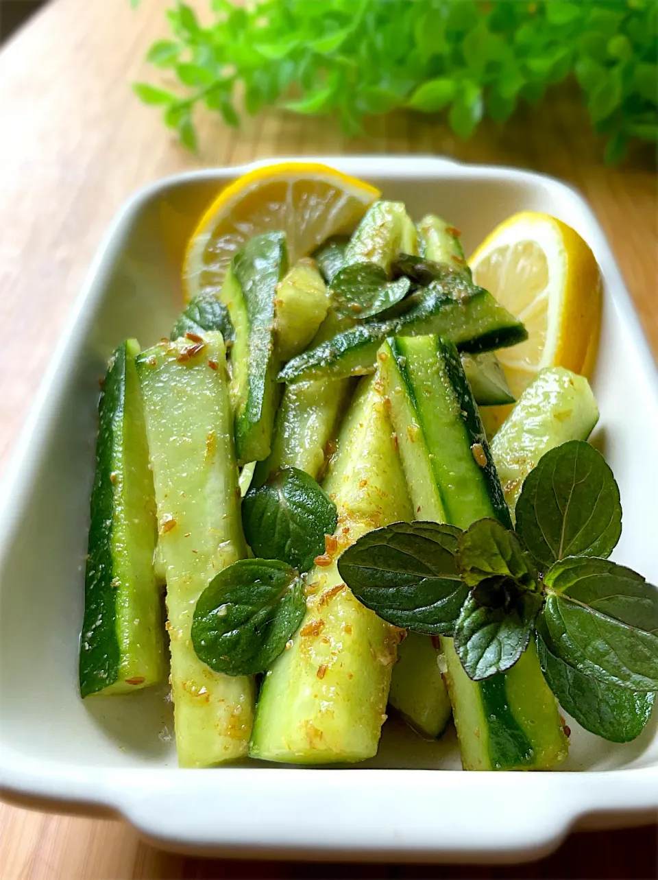 Snapdishの料理写真:スパイシーきゅうり🥒コリアンダーandクミン|9421beruさん