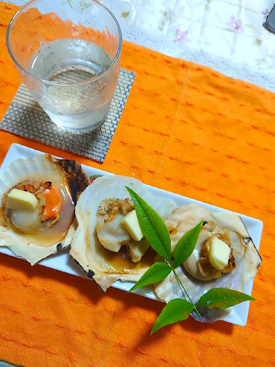 ホタテの焼き物

母の日に長男から届いた
北海道産ホタテ貝を焼きました|🍒ふみりん🍒さん