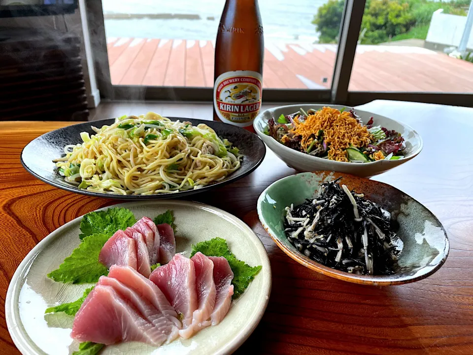 Snapdishの料理写真:2022.5.14 焼きそばランチ🍻🍻🍻|ゆみずさん