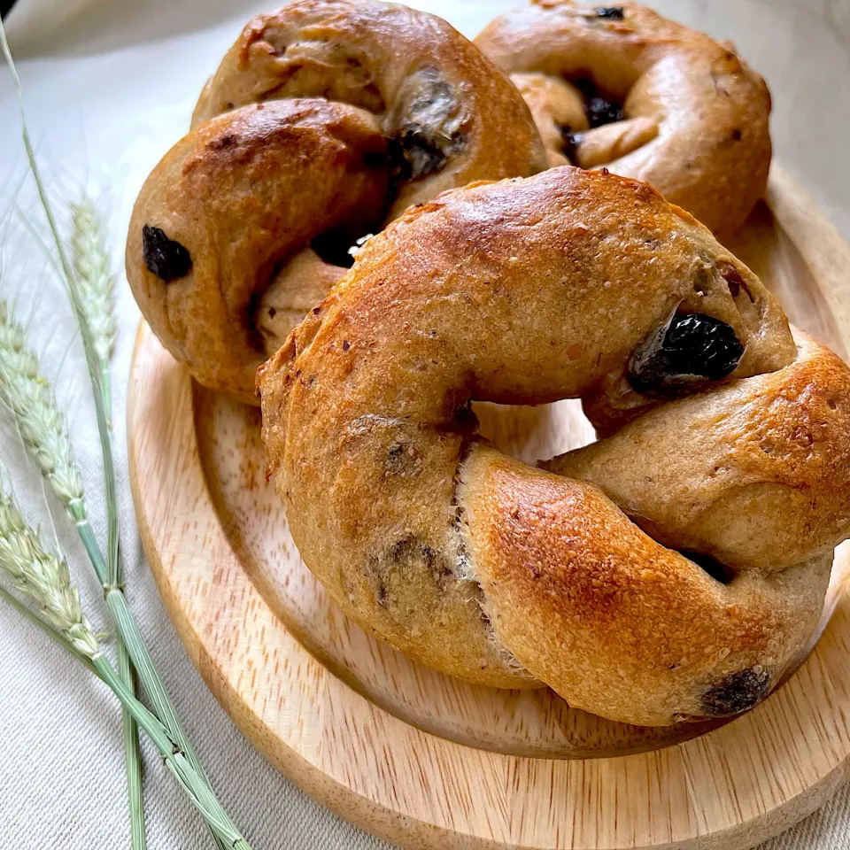 黒糖レーズンベーグル🥯|すと☺︎*☻さん