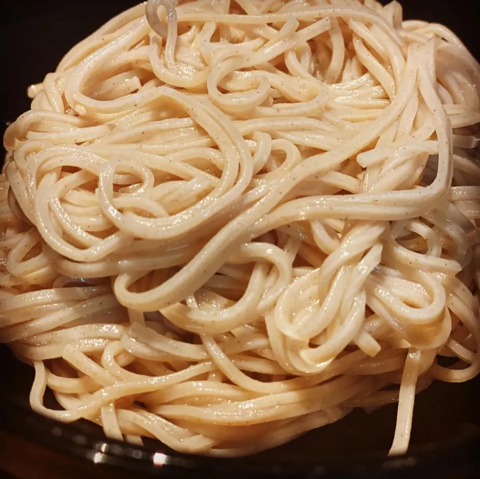 Lunch ! Lunch ! 
Soba Noodles with Hot Duck Soup & Sesame Sauce  Chopped Leeks 
#soba #noodles #japanese  #lunch|Emanuel Hayashiさん