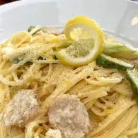 ホタテとレモンクリームの🍋パスタ|BB♡ユリさん