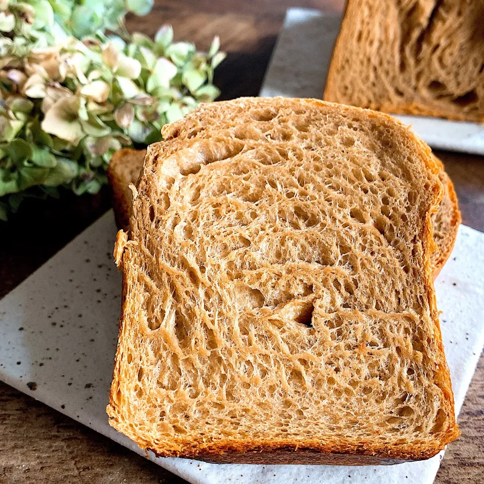 Snapdishの料理写真:🍞珈琲食パン🍞|ユッキーさん