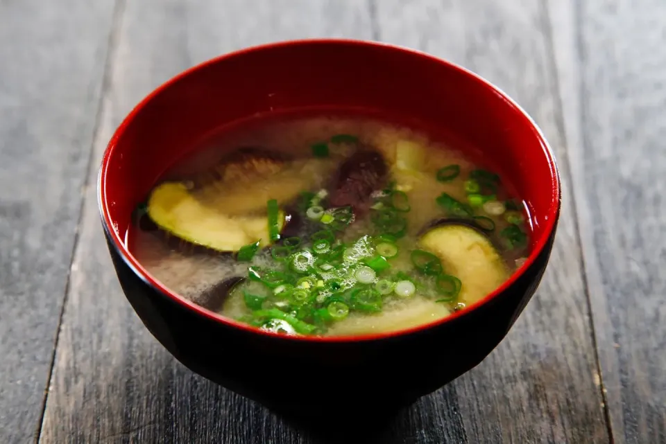 手作り味噌で、茄子の味噌汁|マユマユさん