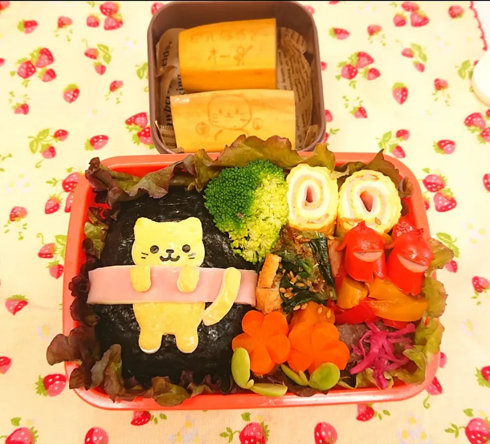 Snapdishの料理写真:ブラブラねこちゃん弁当❤️|みちゅあしさん