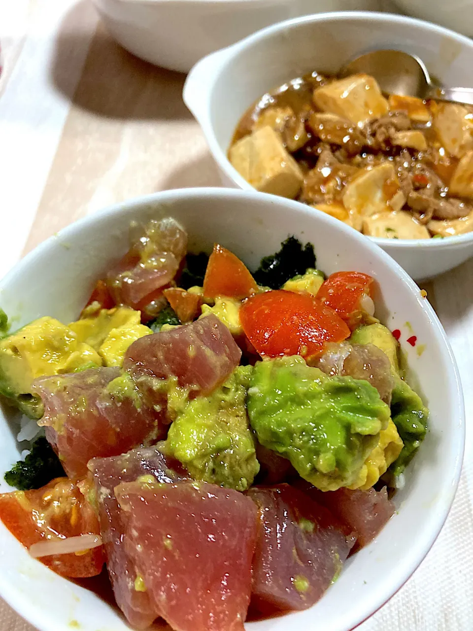 マグロポキ丼風と手作り麻婆豆腐( ´ ▽ ` )✨|Ayakoさん