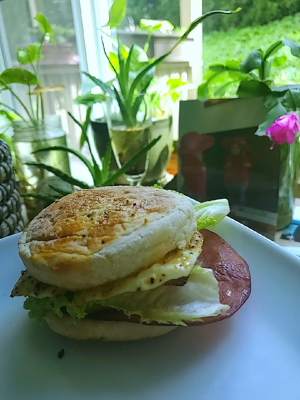 Egg, Ham, Lettuce English Muff|Ashさん