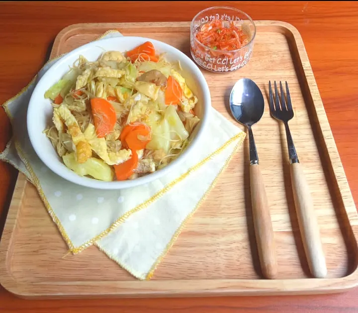 Stir-Fried Rice Vermicelli|Shwe Htetさん