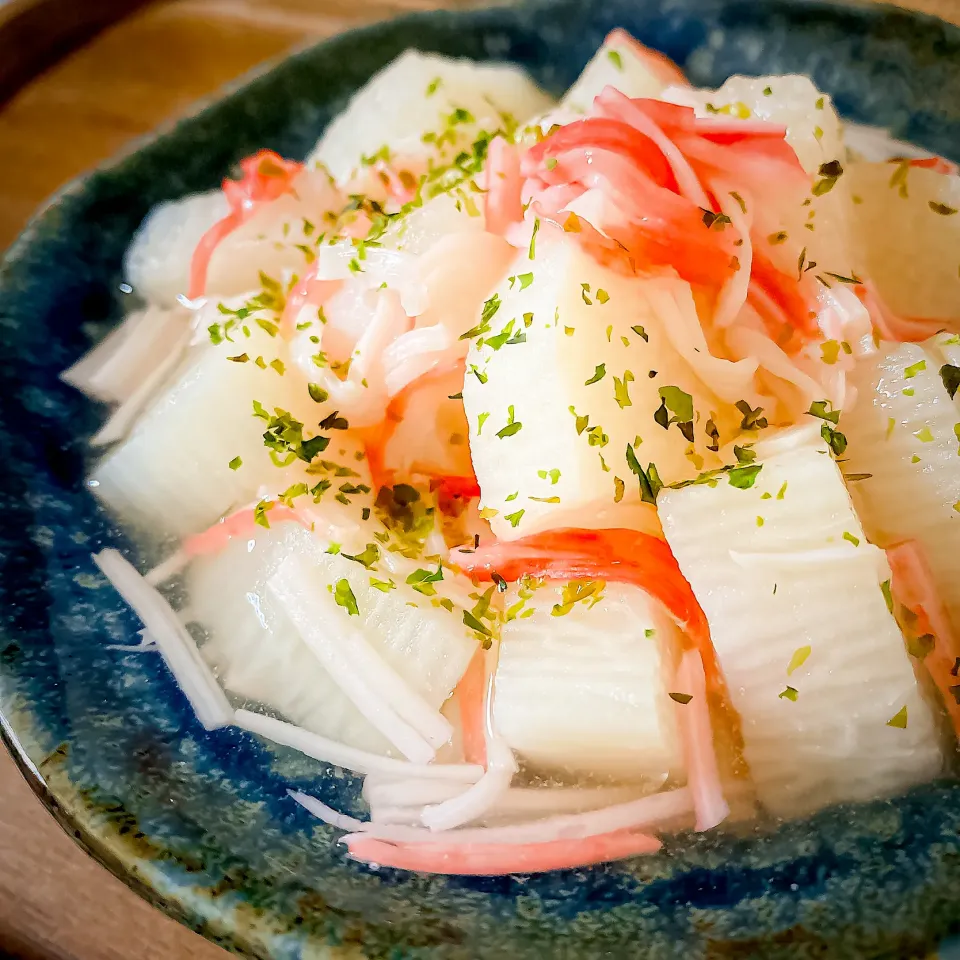 おかちさんの料理 長芋とかにかまのこれうまあっさり煮🍀|にゃんぺこさん