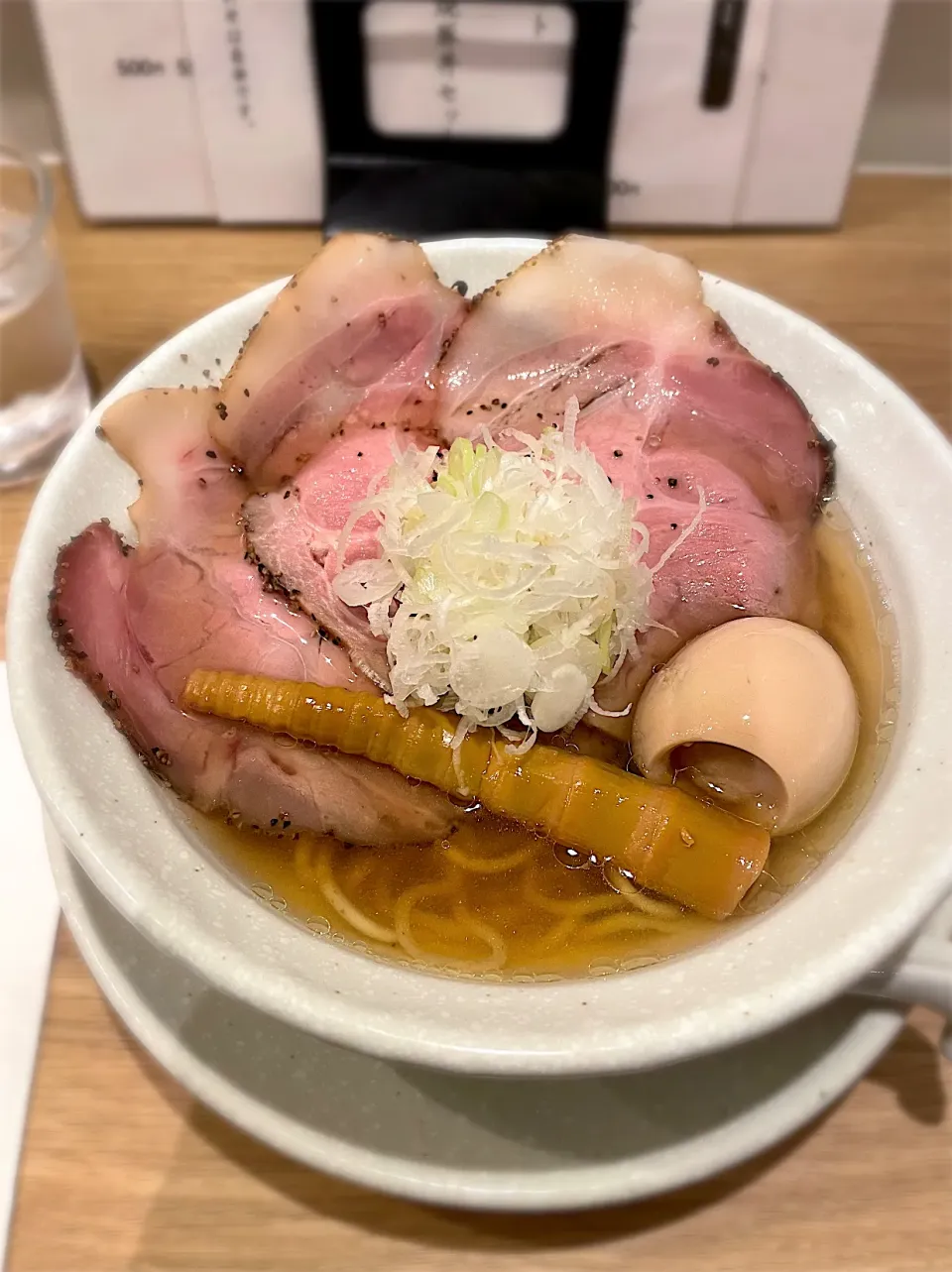 Snapdishの料理写真:破竹 HACHIKU＋煮卵@麺屋優光 銀座店|morimi32さん