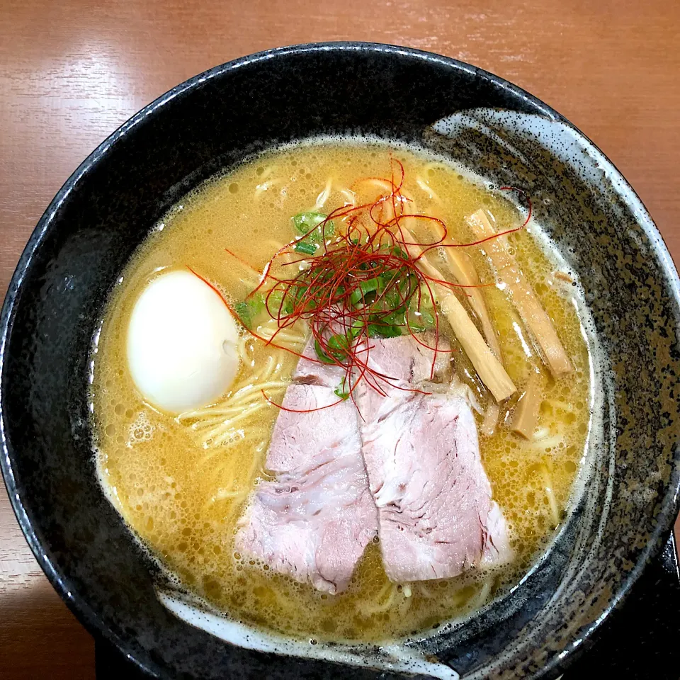 鶏白湯醤油ラーメン|XMP8さん