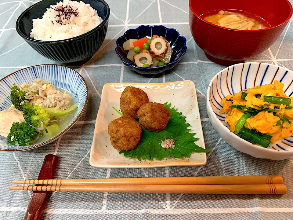 豆腐とブロッコリーのさっと煮と蓮根豆腐団子|のらねこままさん