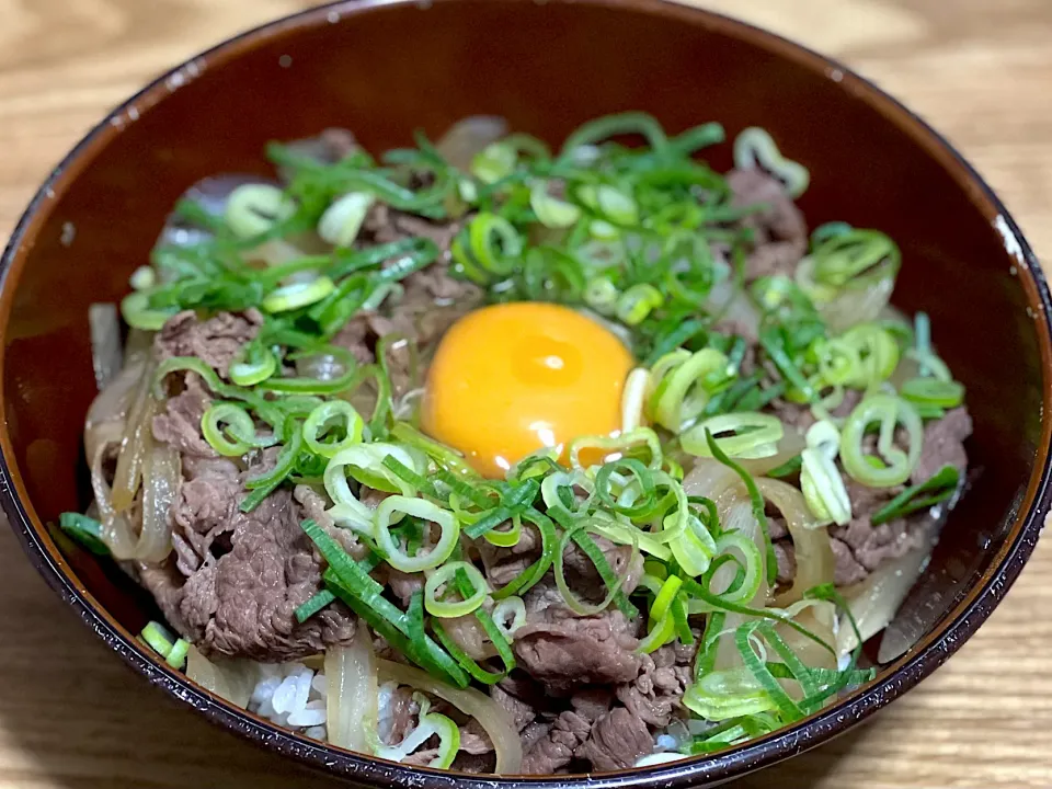 ☆ねぎ卵牛丼|まぁたんさん