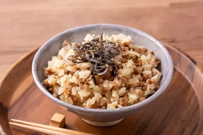 ツナと大豆のお肉の炊き込みご飯|マルコメ キッチンさん