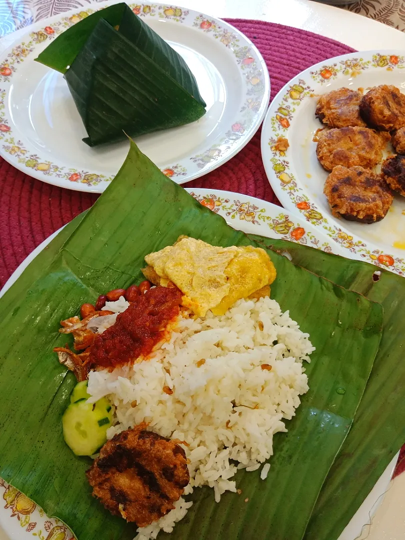 Nasi Lemak|qampung peopleさん