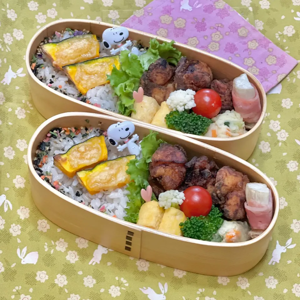 鶏モモ唐揚げ☘️の双子ちゃんお弁当💙❤️ 5/18水|sweet homeさん