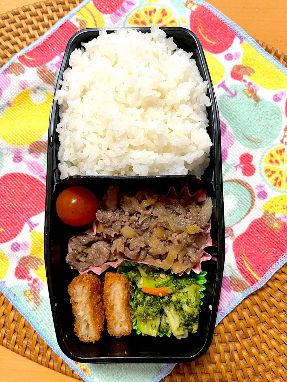 Snapdishの料理写真:息子のお弁当|まーるるさん