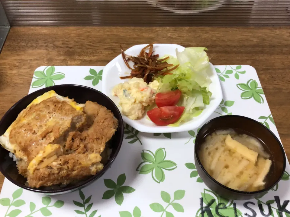 Ohana夕食　みんな大好きカツ丼|Ohanaさん