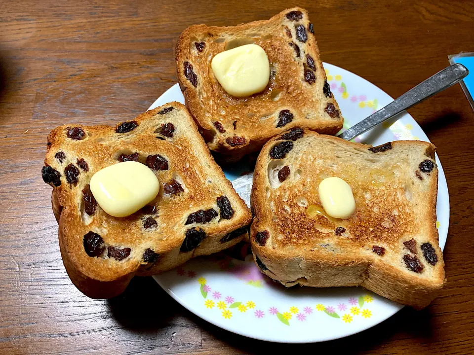 ぶどうパン|はっちぃさん