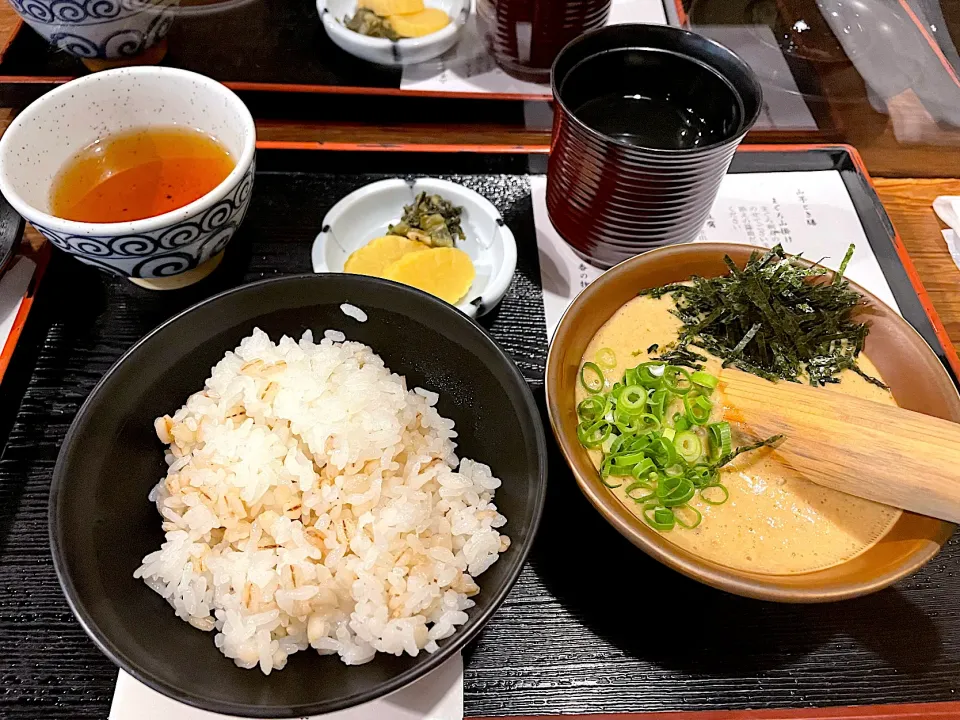 箱根　山芋＆麦飯|りんごさん