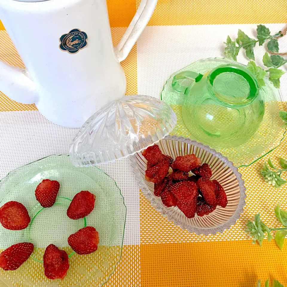 あやさんの料理 セミドライ苺🍓🍓🍓|chicaocafeさん