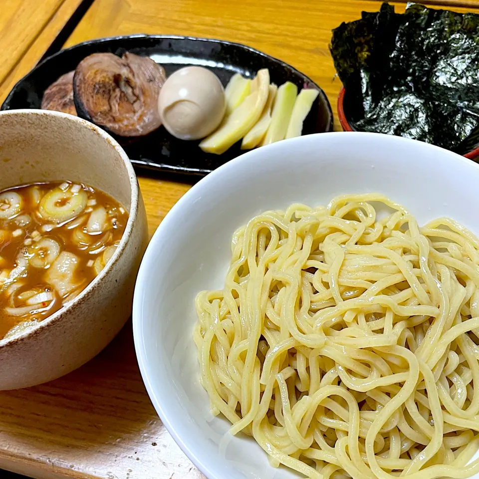 濃厚魚介醤油豚骨つけ麺|海鼠さん