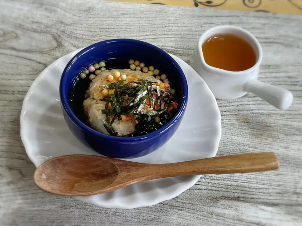 娘のランチ～焼きおにぎり茶漬け|チムニーさん