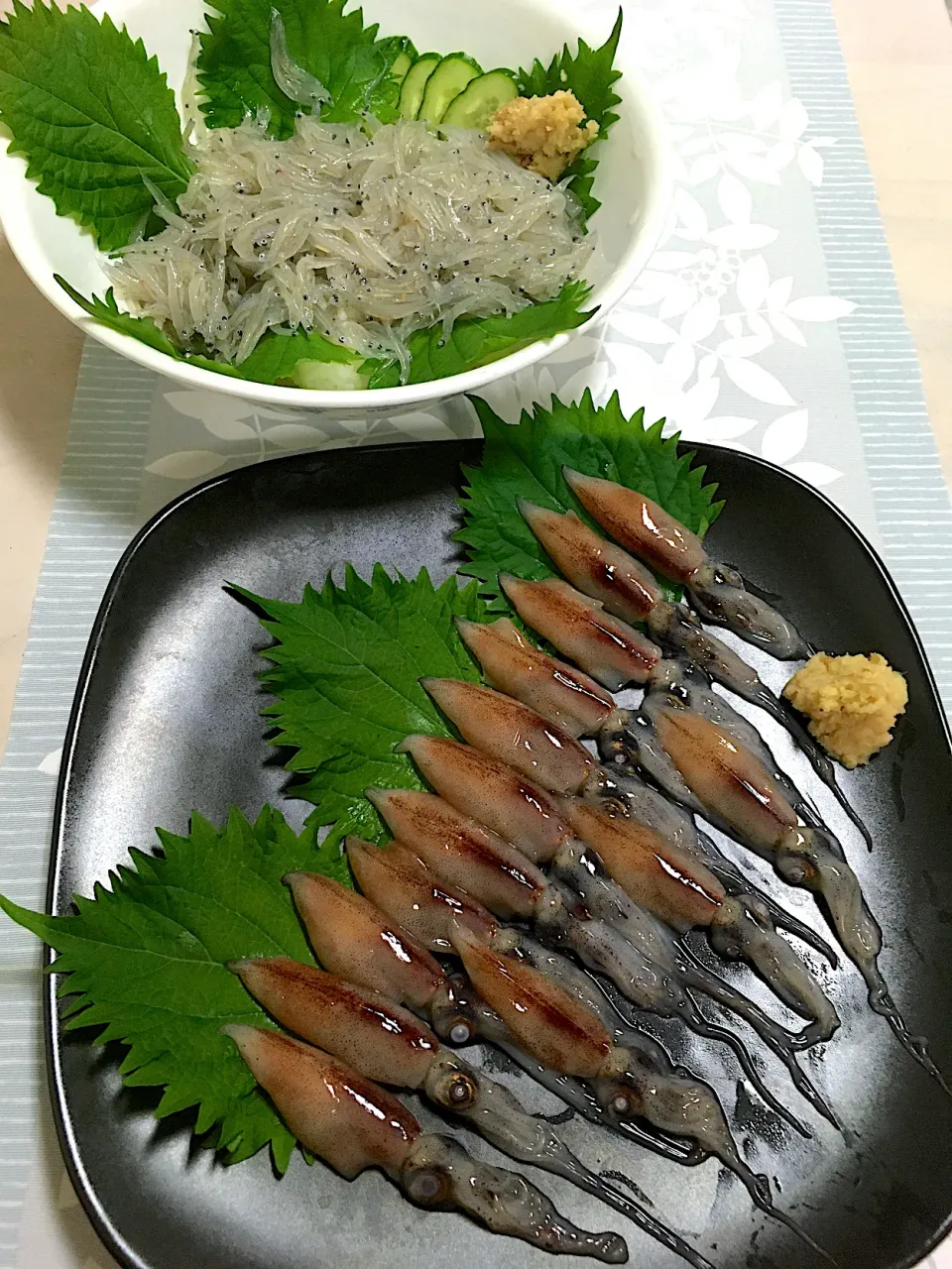 ホタルイカお刺身&生しらす丼|ももさん