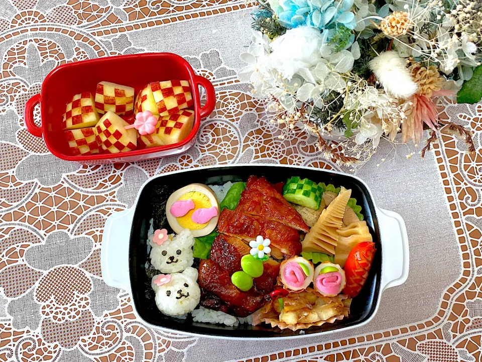 2022.5.23はミニおにぎり入りチキン弁当⭐️|makoさん