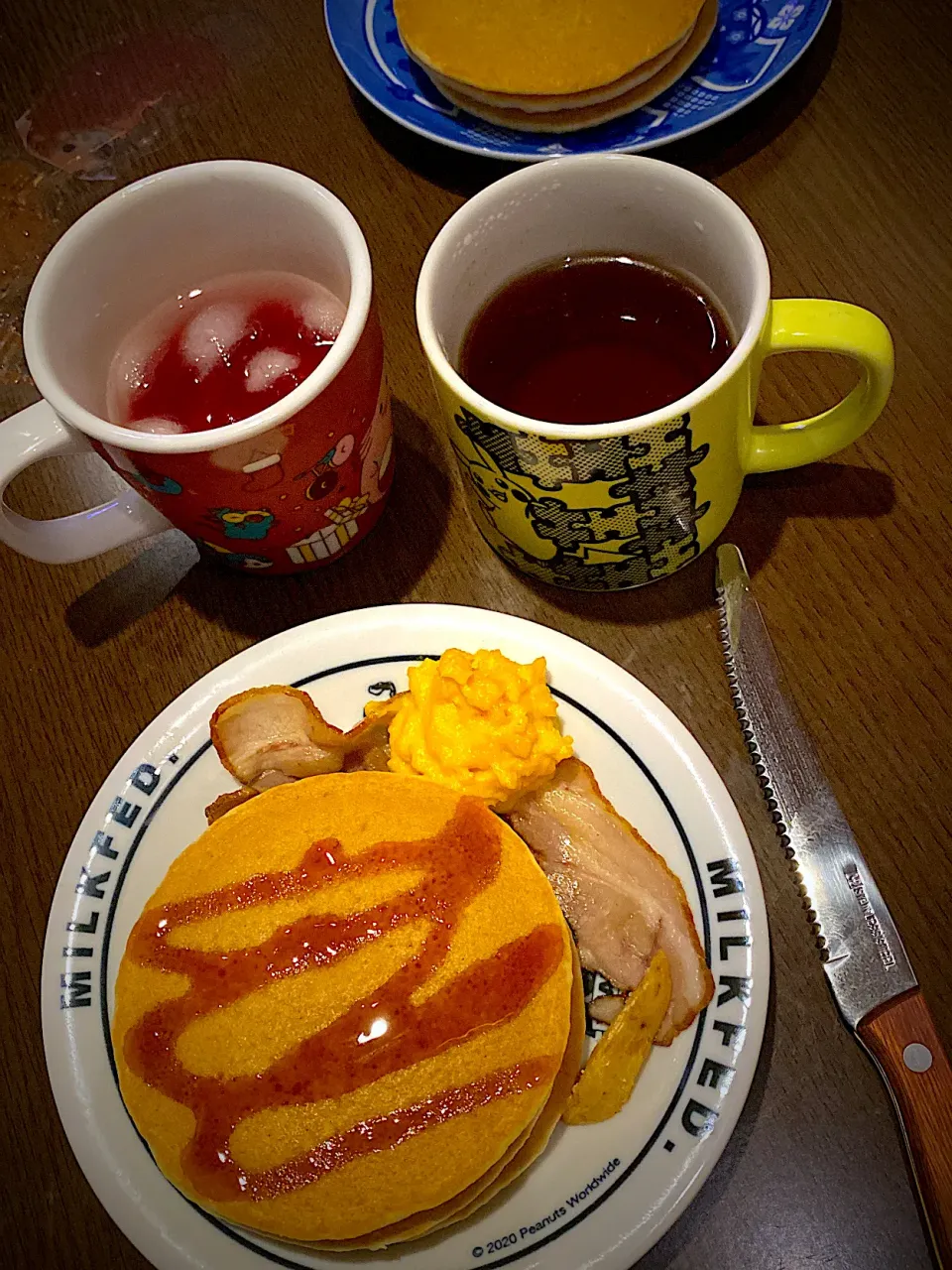 パンケーキ🥞　メープルシロップ　焼きベーコン　スクランブルエッグ　コーヒー　紫蘇ジュース|ch＊K*∀o(^^*)♪さん