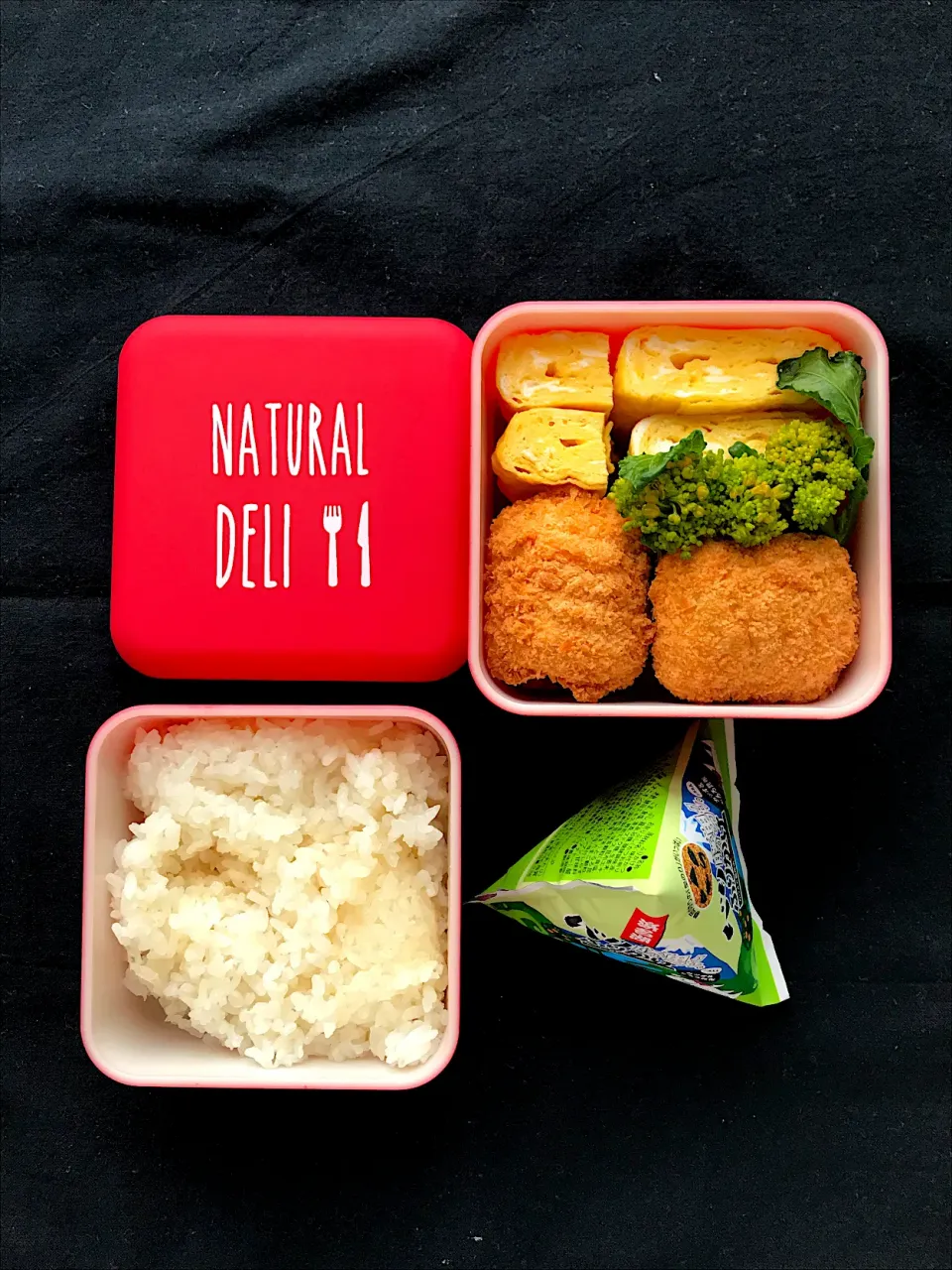 Snapdishの料理写真:冷凍食品詰めた弁当|コマツ菜さん