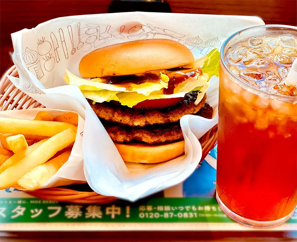 MOS🍔|にゃあ（芸名）さん