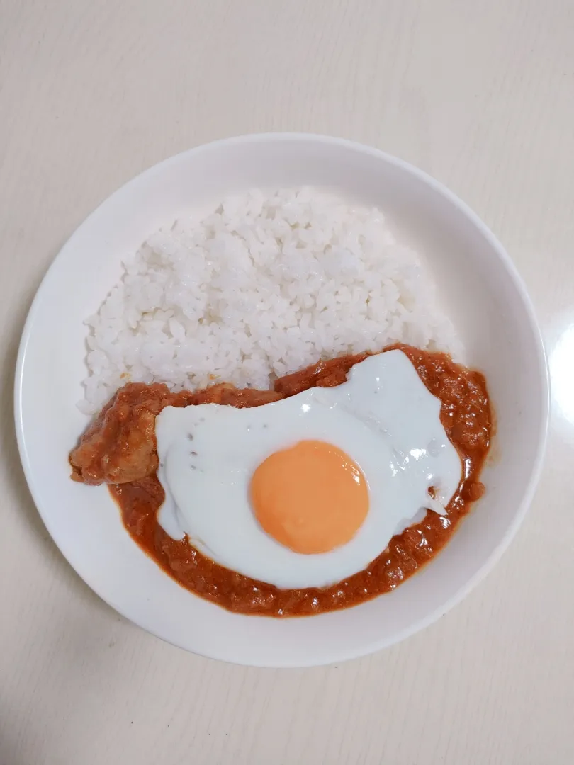 はじめての投稿
トマトチキンカレー🍅|とうさん